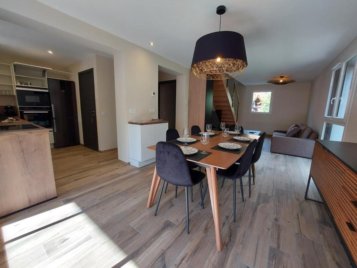 Charmant Et Spacieux Appartement A Quelques Pas Du Lac Duingt Buitenkant foto